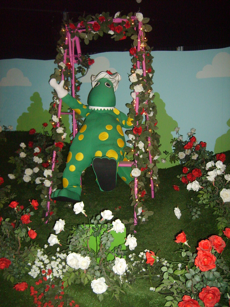 Dorothy the dinosaur Kitt'n'Caboodle Flickr