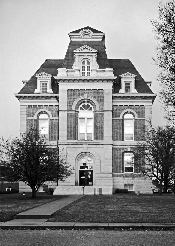 Benton County Court House Benton County Court House at Fow… Flickr