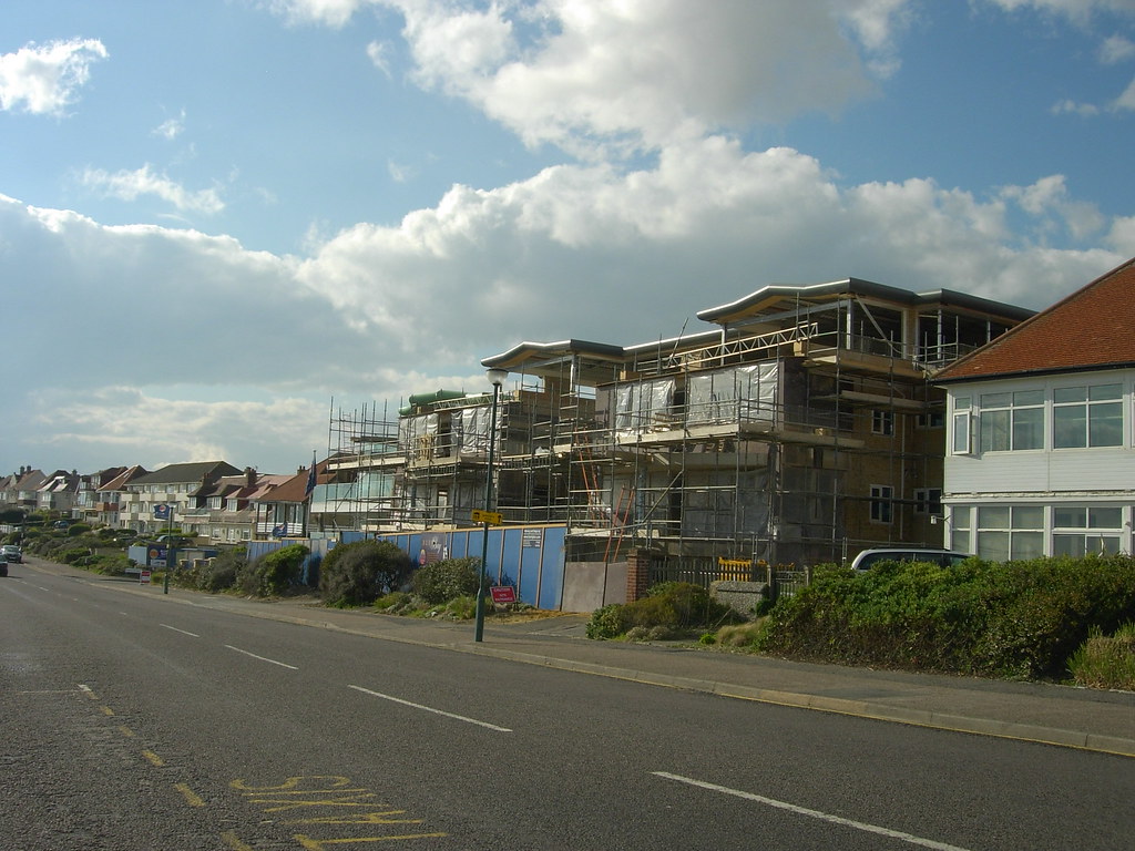 OVERCLIFF DRIVE. BOURNEMOUTH. DORSET. APRIL 2008 Flickr