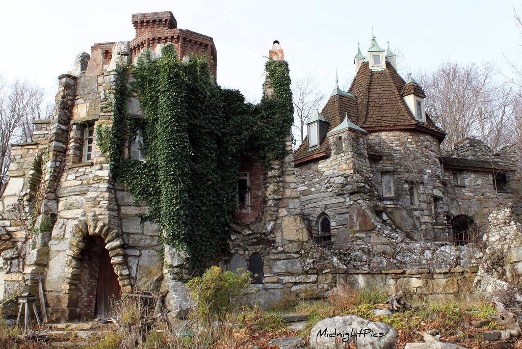Wings Castle Wings Castle is located in Milbrook, New York… Flickr