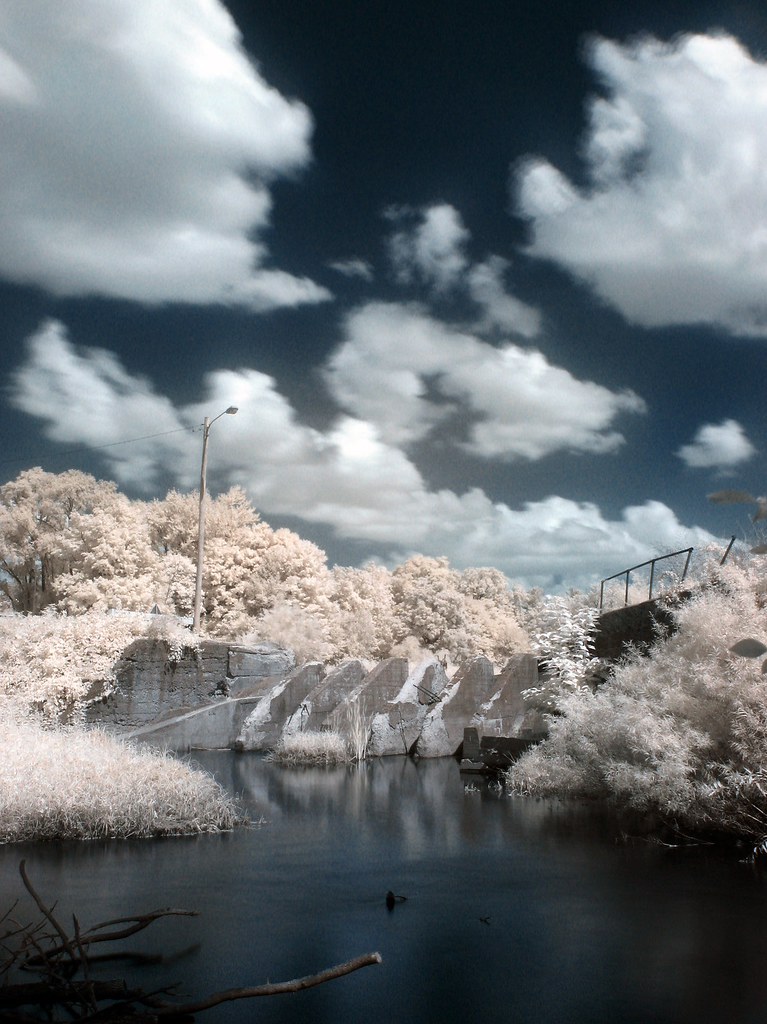 Breedsville Dam The Breedsville dam collapsed in 2008 unde… Flickr