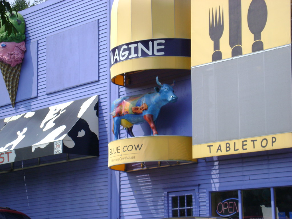 Cows on Parade Originally in the Houston Cow Parade. Now l… Flickr