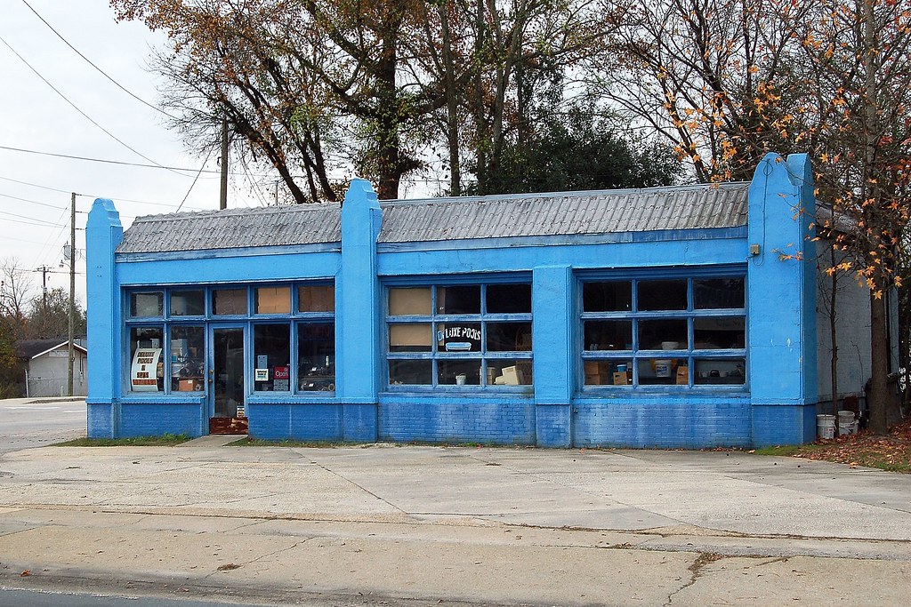 South Carolina, Cheraw,(former) Esso Gas Station (4,107) Flickr
