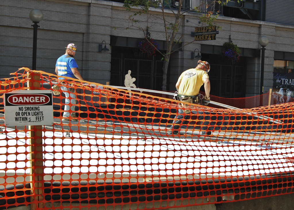 SR 519 Aug 18 Walking on Geofoam with rebar Workers carry… Flickr