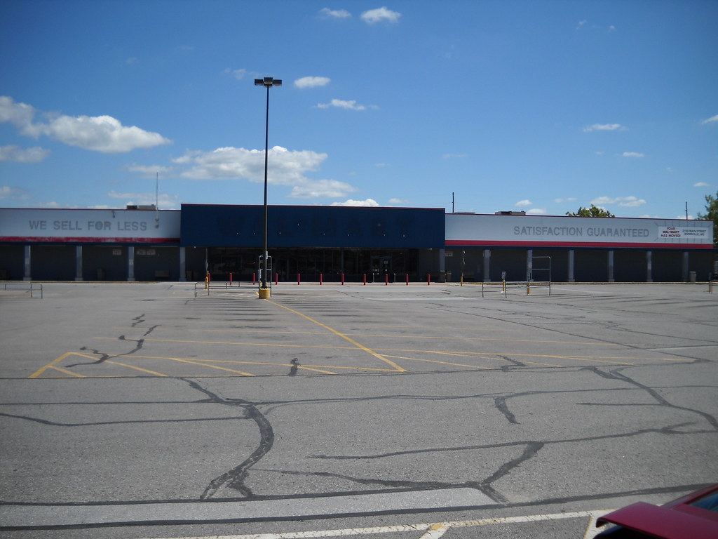 Old Boonville, MO WalMart The old Boonville, MO WalMart … Flickr