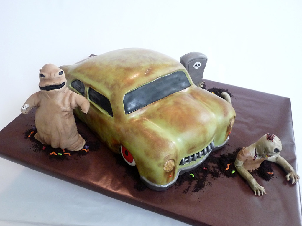 oogie cake a 2nd shot at the car cake, this one a 53 mercu… Flickr