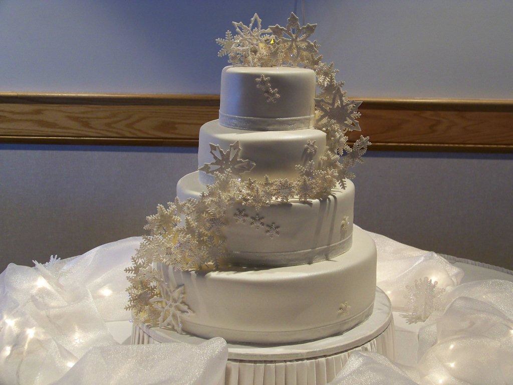 snowflake wedding cake Snowflake wedding cake for close fa… Flickr