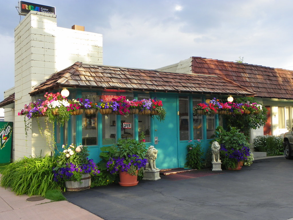 Downtown Motel Office I stayed at this motel in Lander, Wy… Flickr