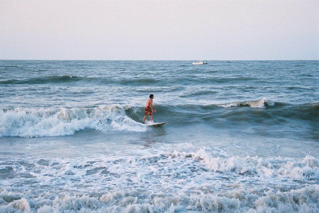 surfing at Hervey Bay jake Flickr