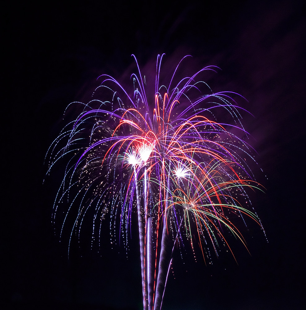 Fireworks 02 4th of July Fireworks shot in Greenville, SC … Flickr