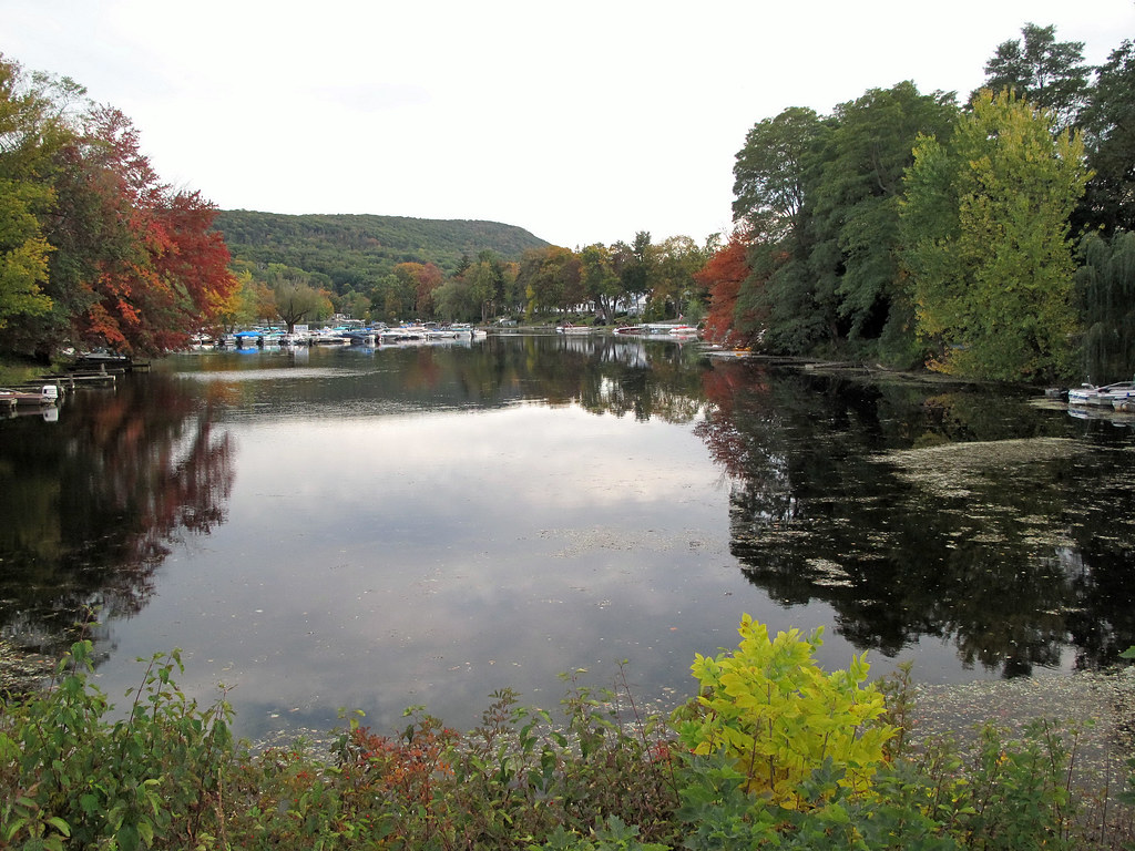 2009Oct8041 East Arm of Greenwood Lake NY Luke H. Gordon Flickr