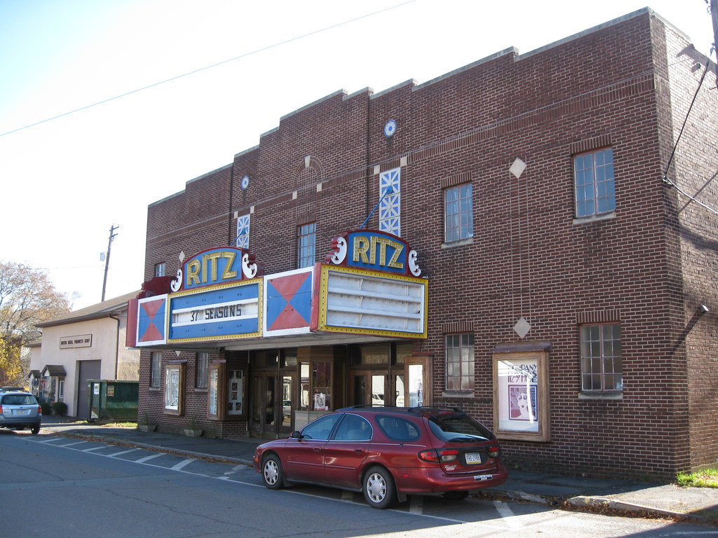 Hawley, Pennsylvania Hawley, Pennsylvania Doug Kerr Flickr