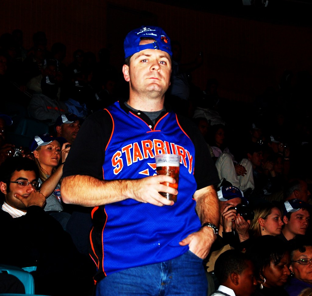 NY Knicks supporter 2008 New Yorks Knicks against