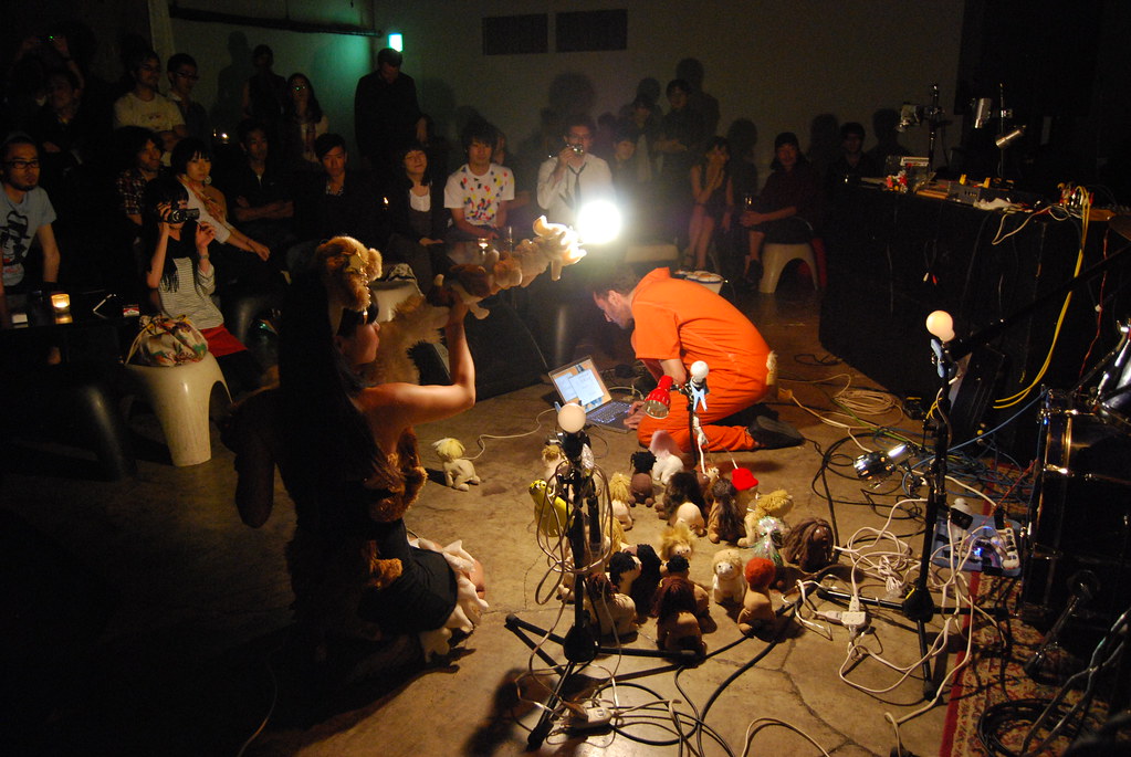 Test Tone 49 Ningen Dog Orchestra hermetic tin drum