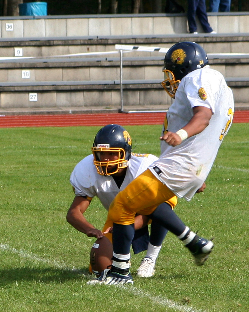 HHS vs. Vilseck Football The Heidelberg High School Lions’… Flickr
