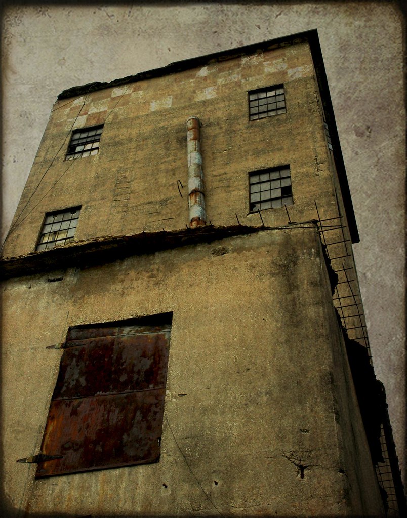 Old Coop This was taken in New Sharon, Iowa. The texture … Flickr