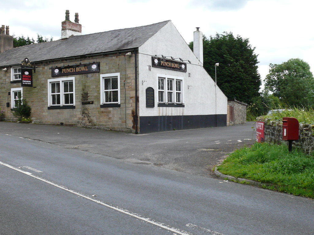 BB7 480 Hurst Green, Punch Bowl, Longridge Road 090731 Flickr
