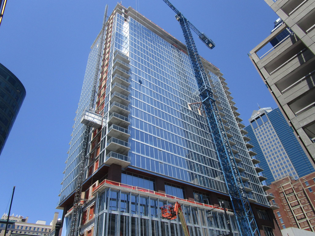 "One Light" in the Power & Light District 25story apartme… Flickr