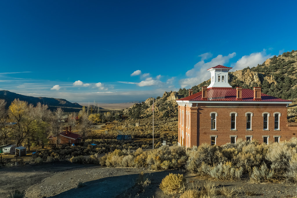 Belmont Courthouse in Belmont, Nevada Stately old Belmont … Flickr