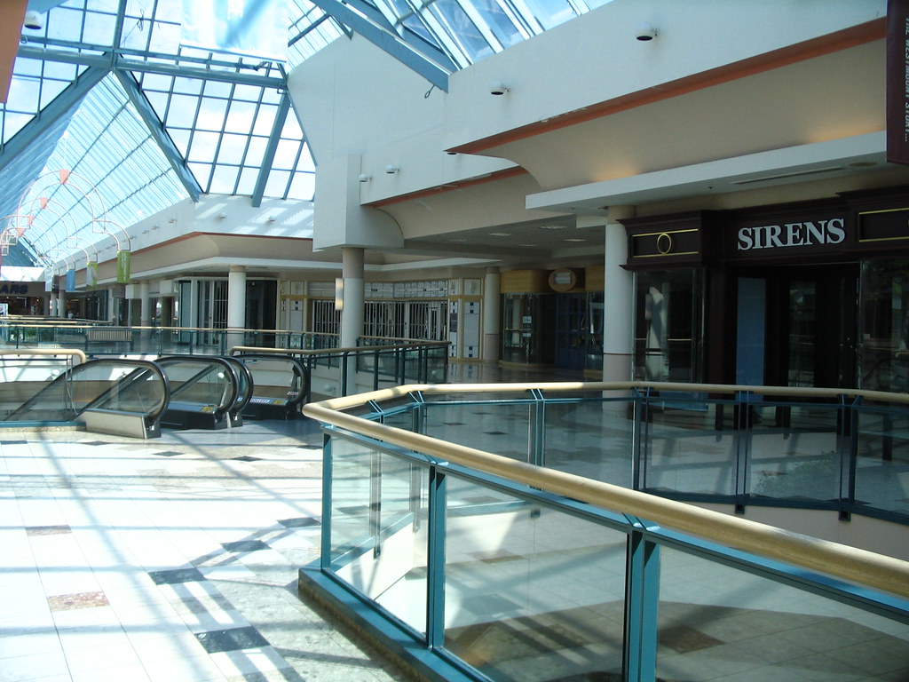 Westmount Westmount Mall in London, Ontario seemed to have… Flickr