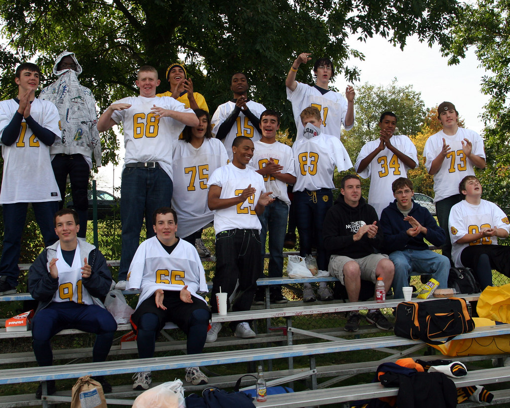 HHS vs. Vilseck Football The Heidelberg High School Lions’… Flickr