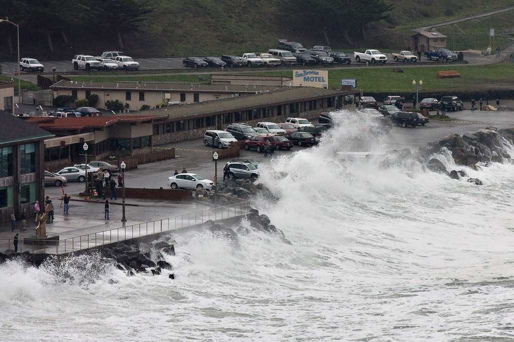 Pacifica Car Wash The National Weather Service issued a Hi… Flickr
