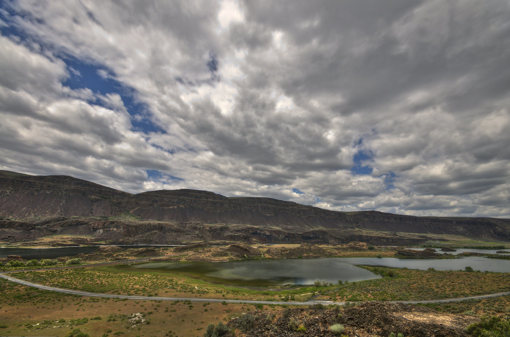 Lake Lenore Lake Lenore in the Sun Lakes area of Eastern W… Flickr