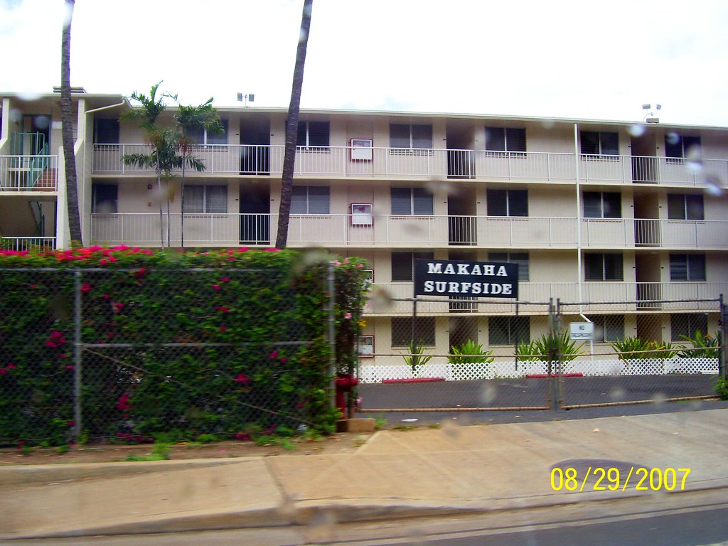 Makaha Surfside apartments Waianae (Car POV rain drops… Flickr