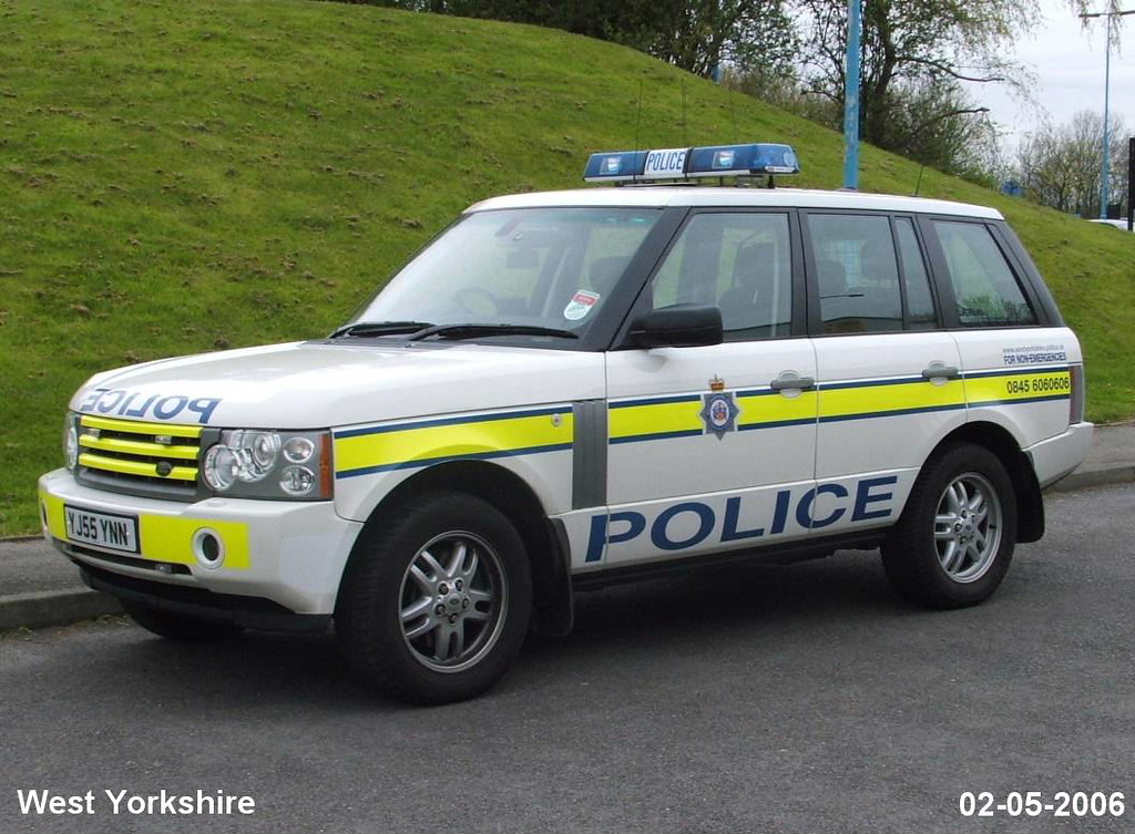 West Yorkshire Police Range Rover Picture taken 02/05/2005… Flickr