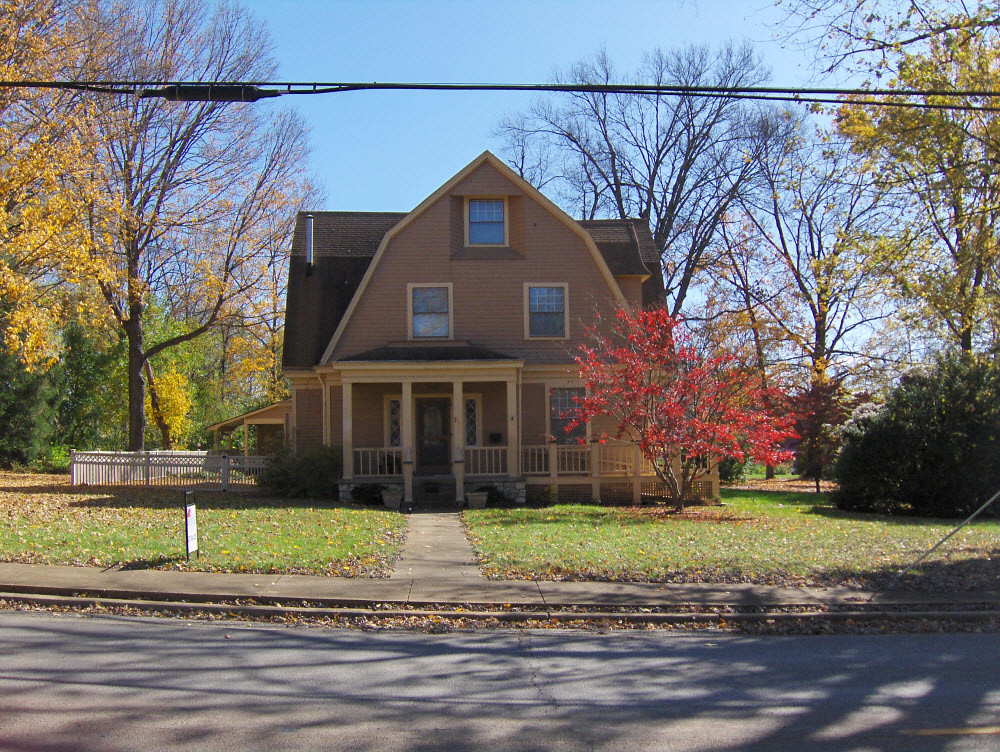 706 W. Columbia Priced to Sell A lovely home in Farmingt… Flickr