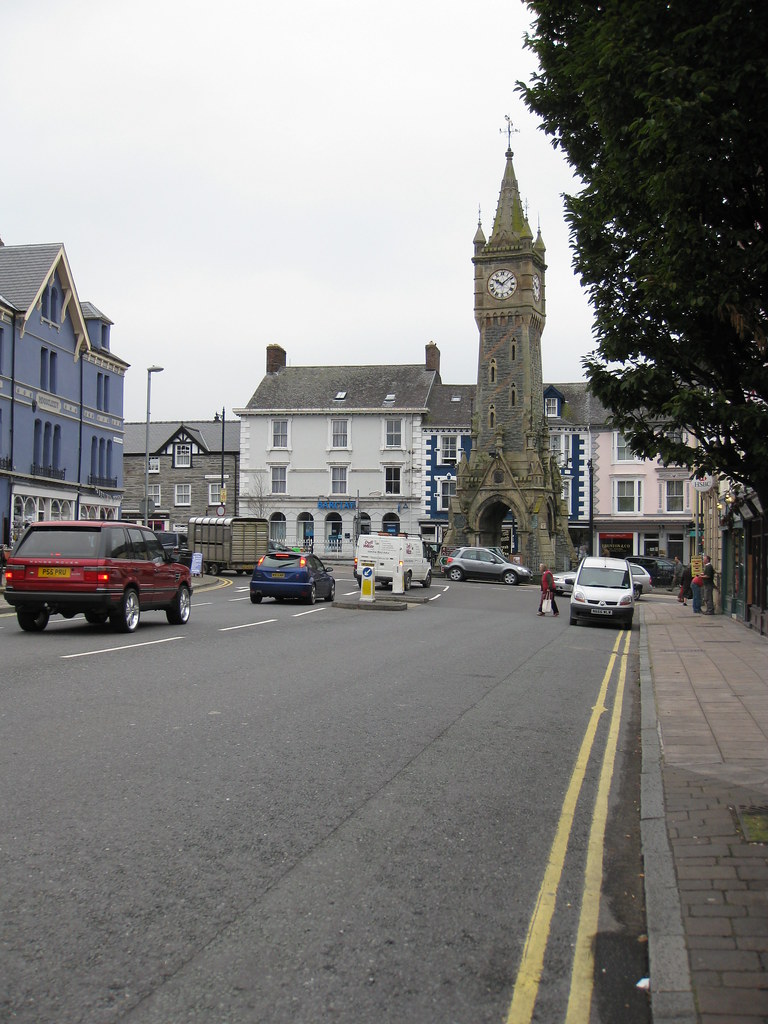 Machynlleth town centre David Jones Flickr