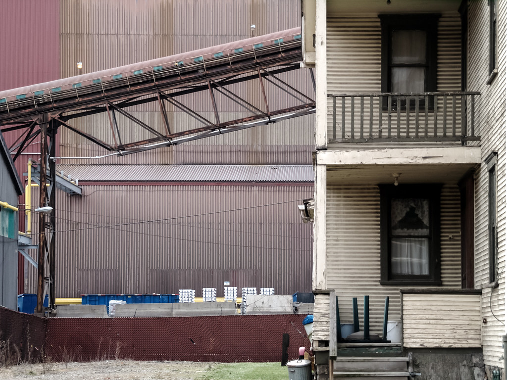 Sycamore Street (Natrona, PA) takomabibelot Flickr