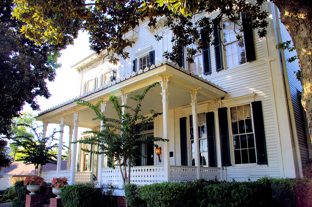 HOUSE Built in 1852 by Samuel Joseph Mosby. … Flickr