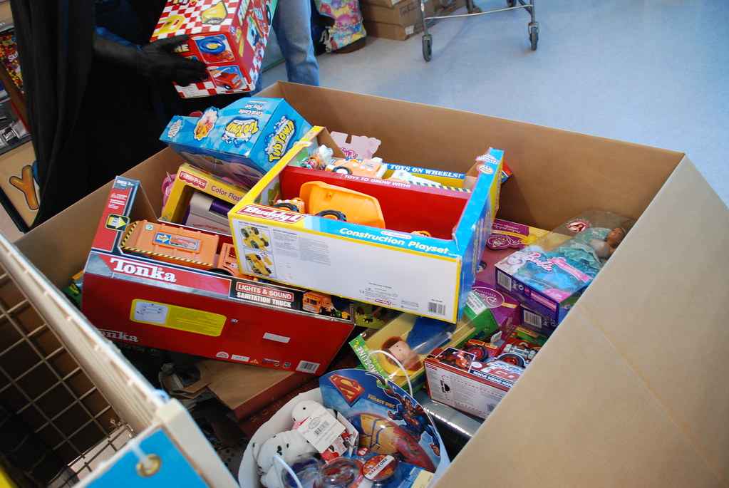 Toys for Tots Troop 12/12/09 The bin was full so we had to… Flickr
