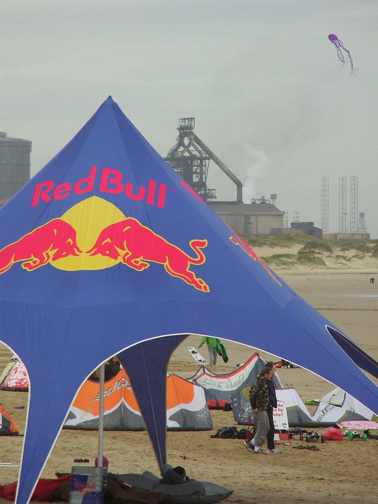 Red Bull tent 09/10/09 morning of British kite surfing cha… Flickr