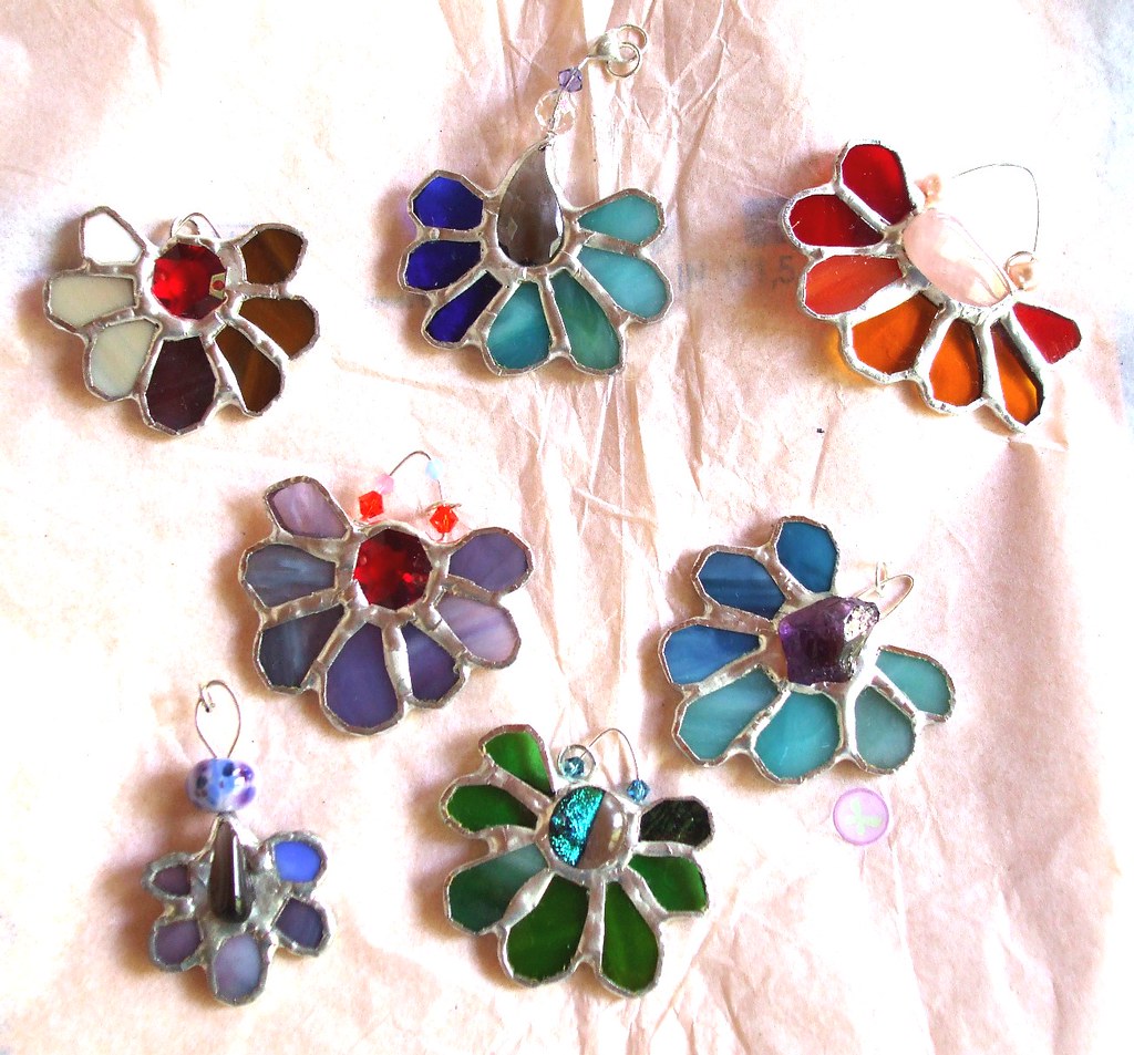 Set of stained glass pendants Stained glass pendants for… Flickr