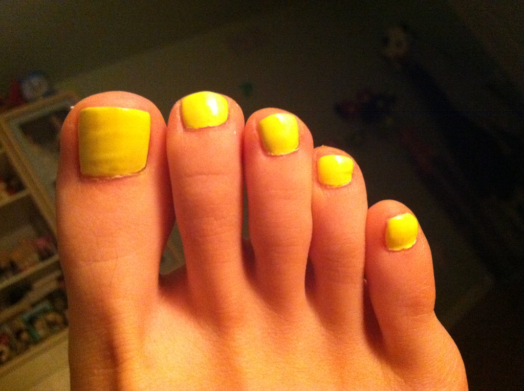 Neon Yellow Toe Nail Polish