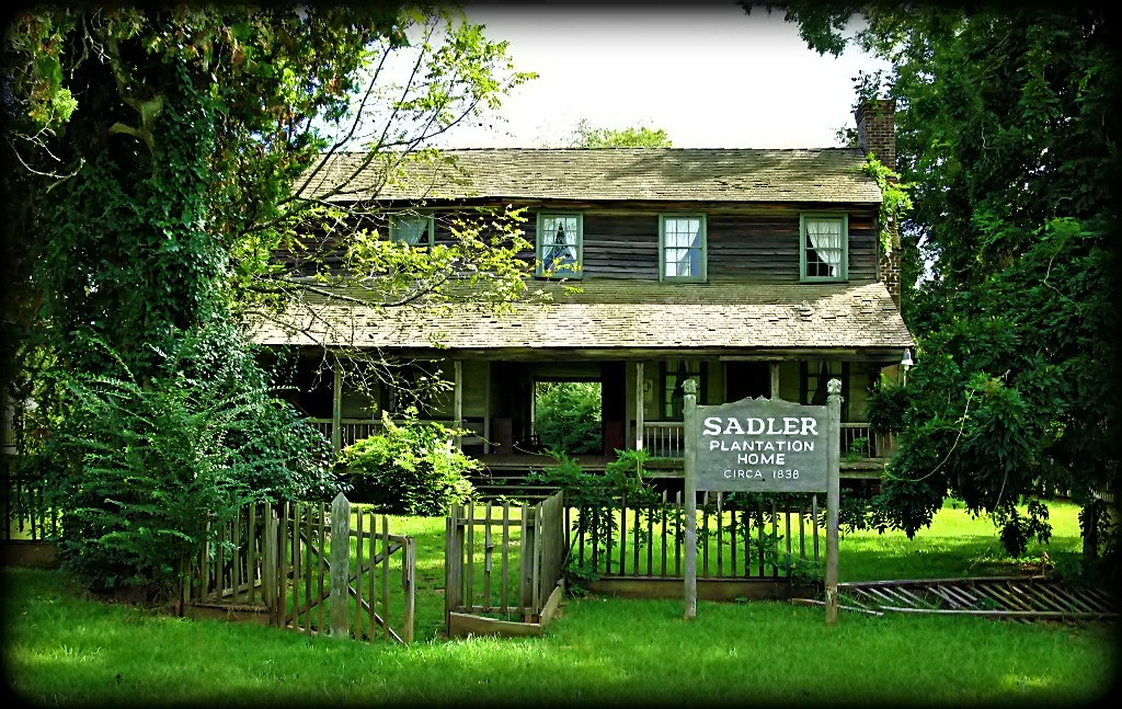 1 of 3 shots..SADLER PLANTATION HOME... Built around 1838… Flickr