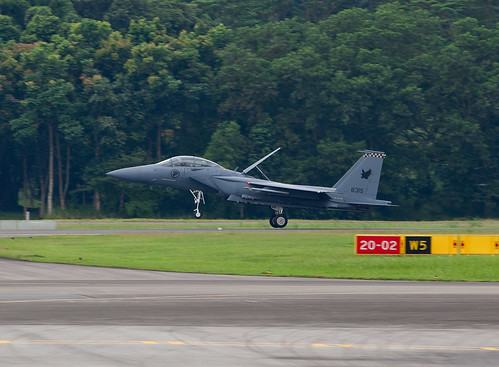 _MG_7825 | Deploying of air brake to reduce stopping distanc… | LH Wong