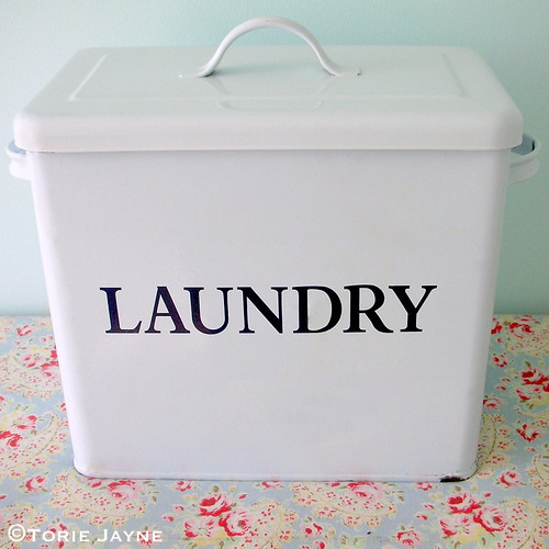 Laundry powder tin Blogged at Torie BlogFaceboo
