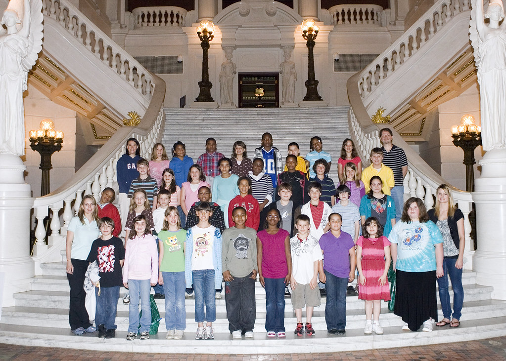 Reeceville Elementary School Rep. Curt Schroder hosts stud… Flickr