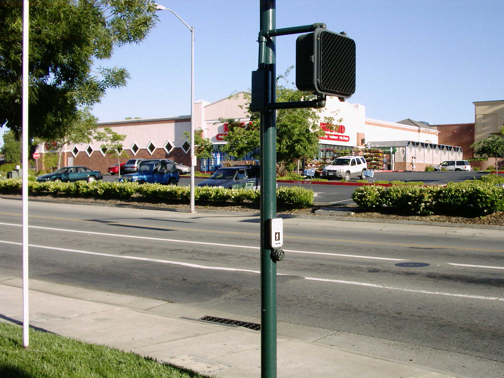 Rite Aid Arcadia drive from Staples parking lot Side view … Flickr