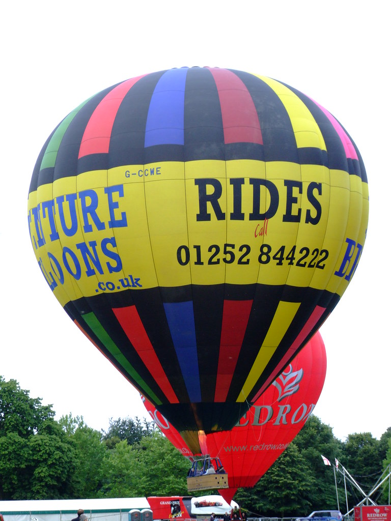 Flickriver Photoset 'Balloons over Basingstoke' by Sir Totts