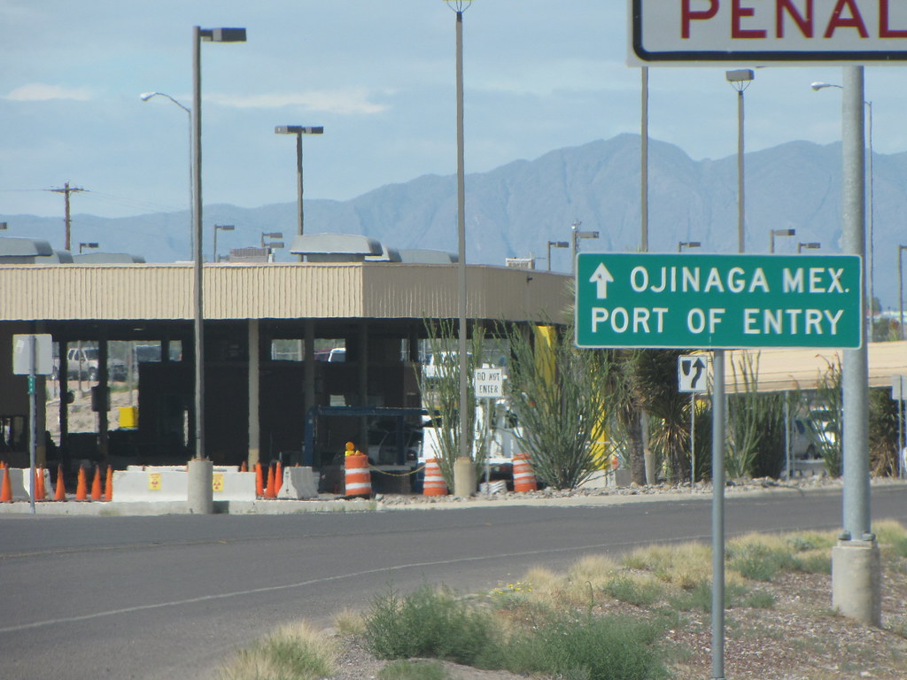 Mexican Border at Presidio, Texas David and Jessie Cowhig Flickr