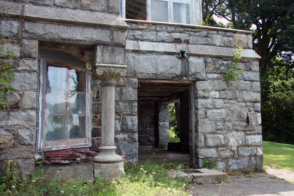 Castle Rock 13 nycscout Flickr