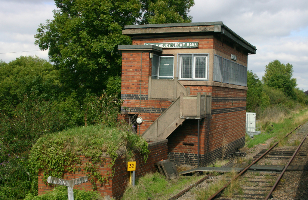 0913 Shrewsbury Crewe Bank signalbox John Carter Flickr