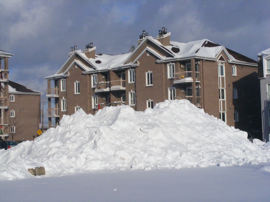 place Couture dans l'arrondissement de SaintLéonard à Mon
