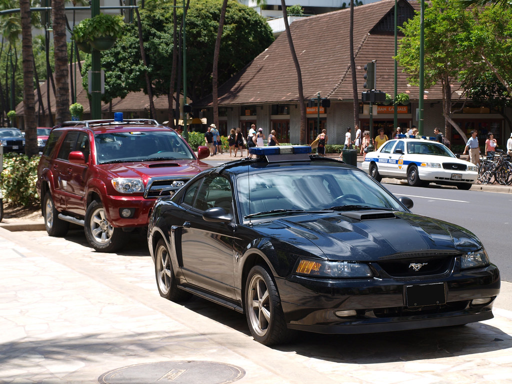 Cop Cars On Oahu More American Muscle and a very common Ja… Flickr