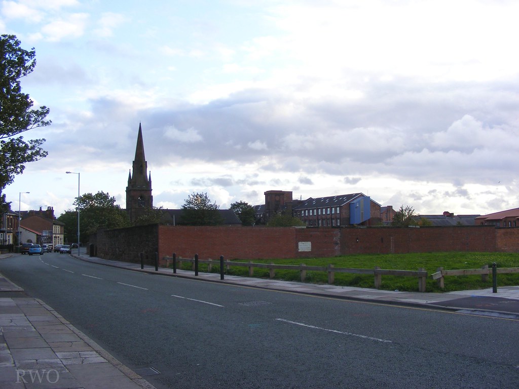 Church Road, Tranmere Looking toward St Catherine’s Church… Flickr