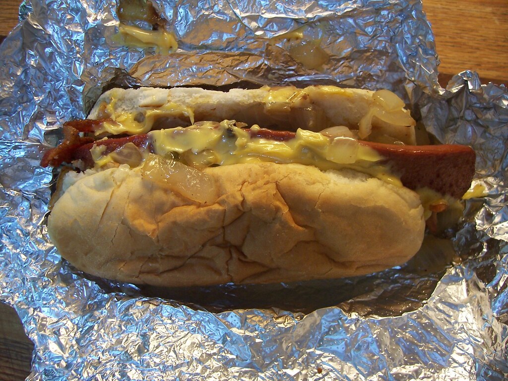 Five Guys Bacon Cheese Hot Dog Our visit to Five Guys Burg… Flickr